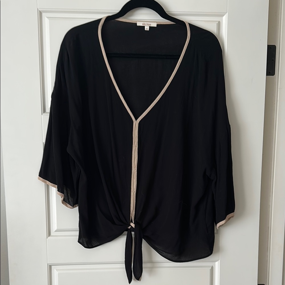 Ella Moss Black and Cream Relaxed Tie Front Blouse